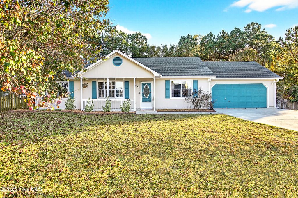 Photo of 447 Dion Drive, Hubert, NC 28539 (MLS # 100541143)