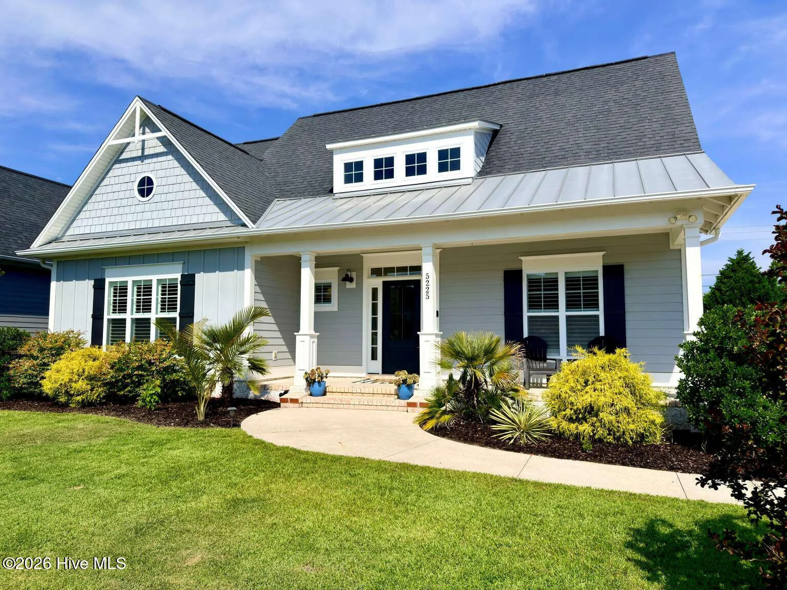 5225 Leisure Circle