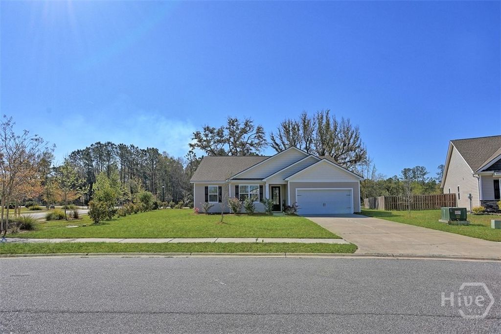 Photo of 11 WEDGE Circle, Richmond Hill, GA 31324 (MLS # SA352307)
