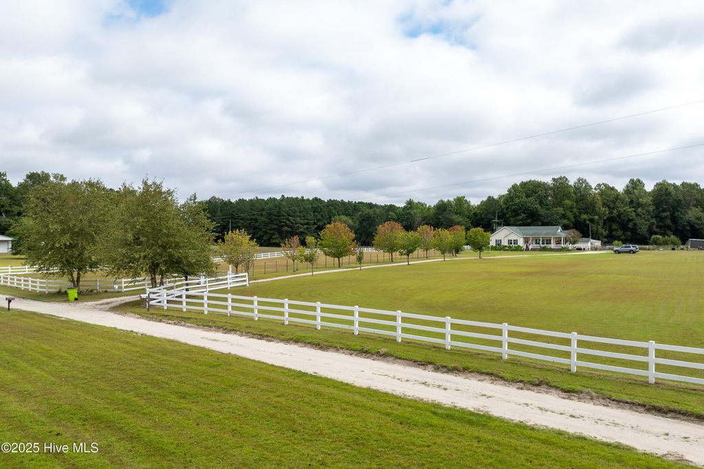 Photo of 330 Boyd Lane, Cove City, NC 28523 (MLS # 100571168)