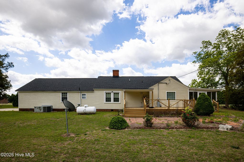 Photo of 10581 E Nc 42 Highway, Middlesex, NC 27557 (MLS # 100574754)