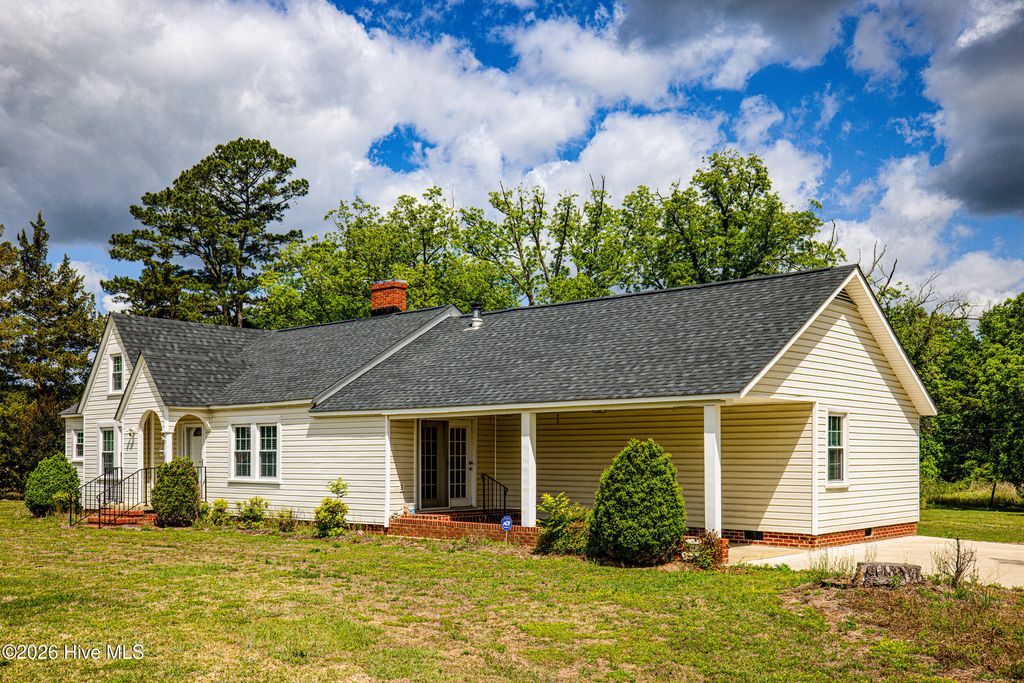Photo of 10581 E Nc 42 Highway, Middlesex, NC 27557 (MLS # 100574754)