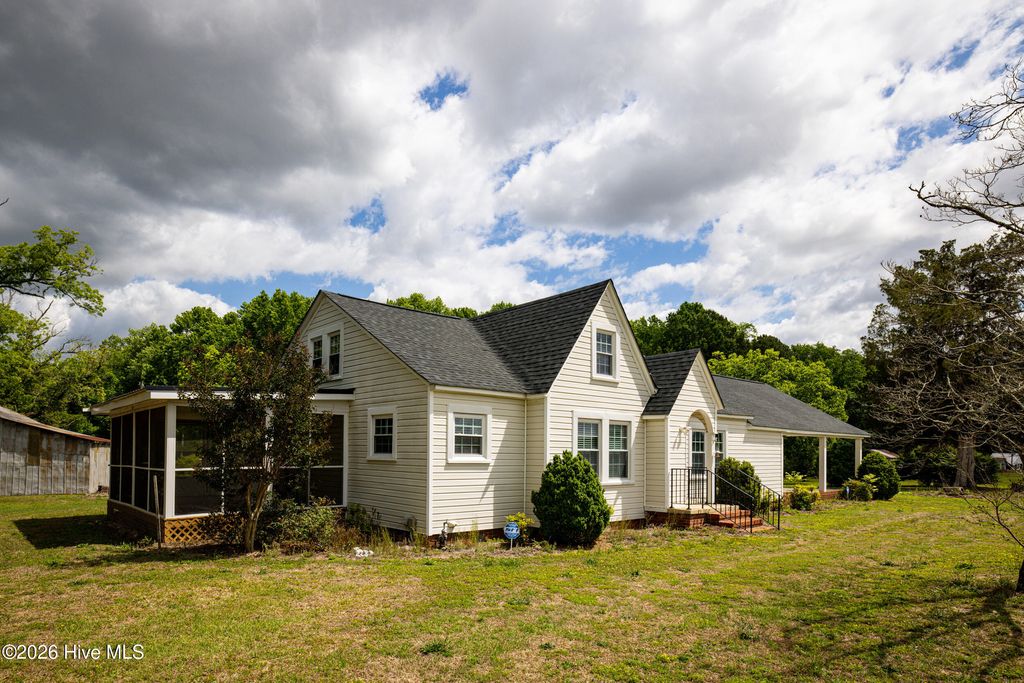 Photo of 10581 E Nc 42 Highway, Middlesex, NC 27557 (MLS # 100574754)