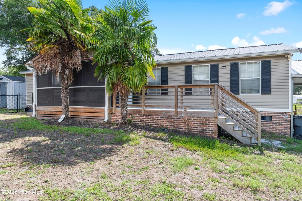 Photo of 3216 Woodlawn Avenue SW, Supply, NC 28462 (MLS # 100518587)