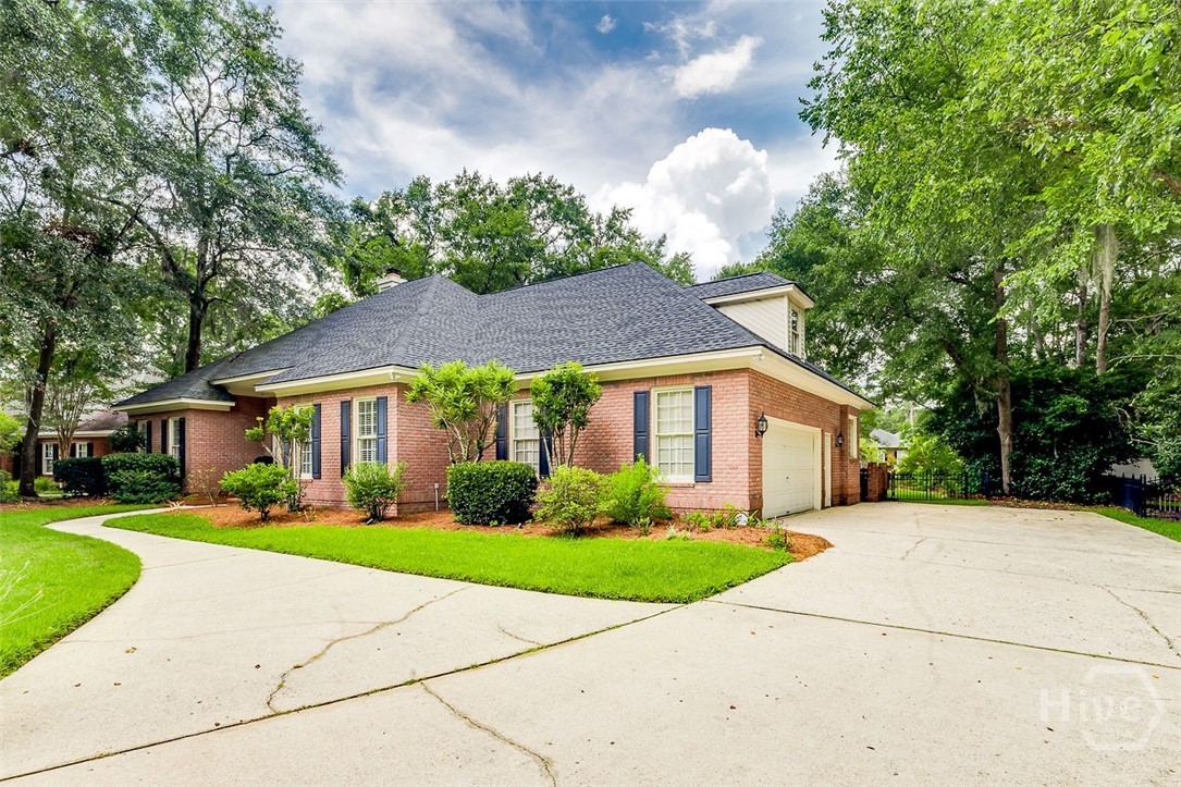 3 Oak Park Place