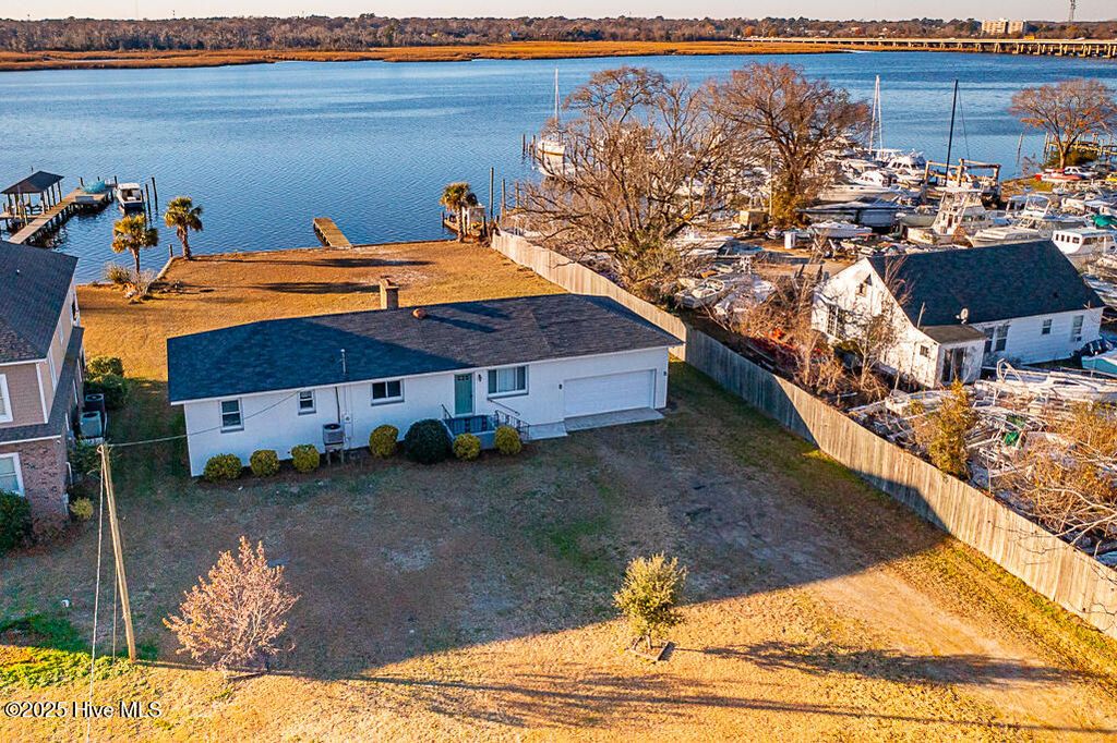 Photo of 304 Madam Moores Lane, New Bern, NC 28562 (MLS # 100545879)