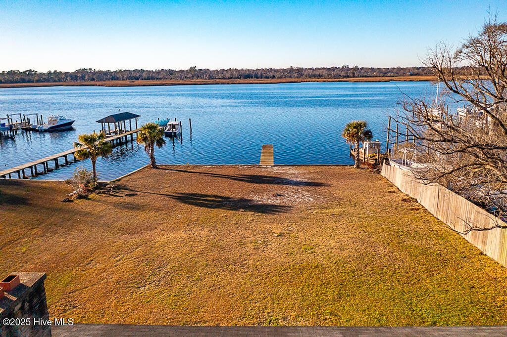 Photo of 304 Madam Moores Lane, New Bern, NC 28562 (MLS # 100545879)