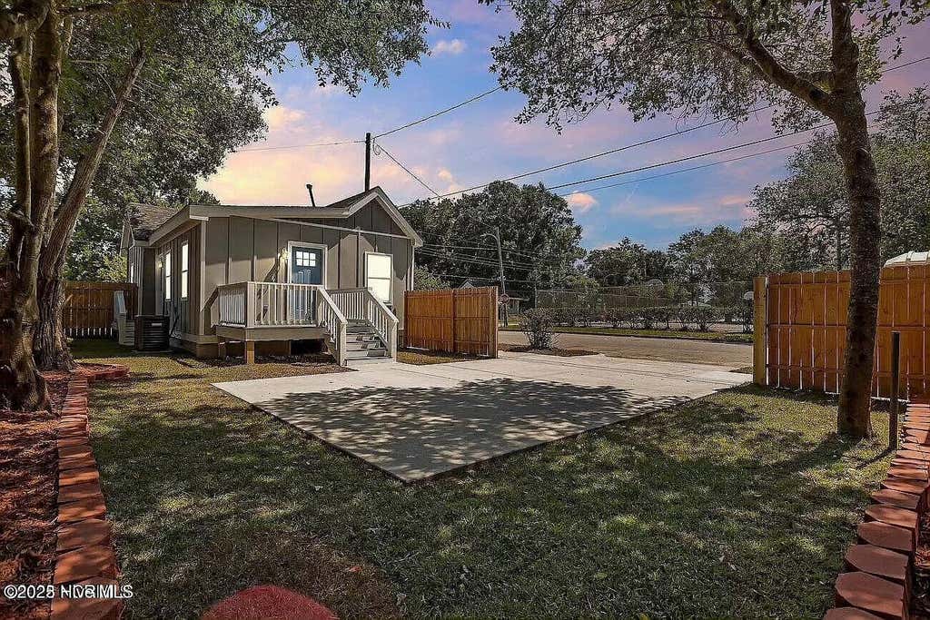 Photo of 800 S 9th Street, Wilmington, NC 28401 (MLS # 100579948)