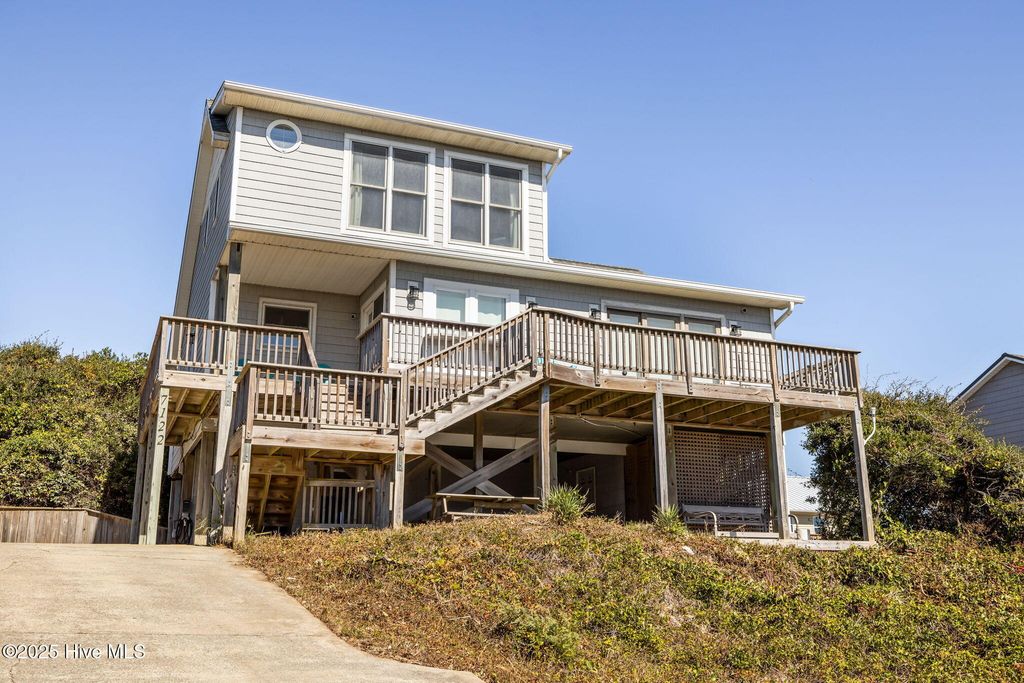 Photo of 7122 Ocean Drive, Emerald Isle, NC 28594 (MLS # 100536314)