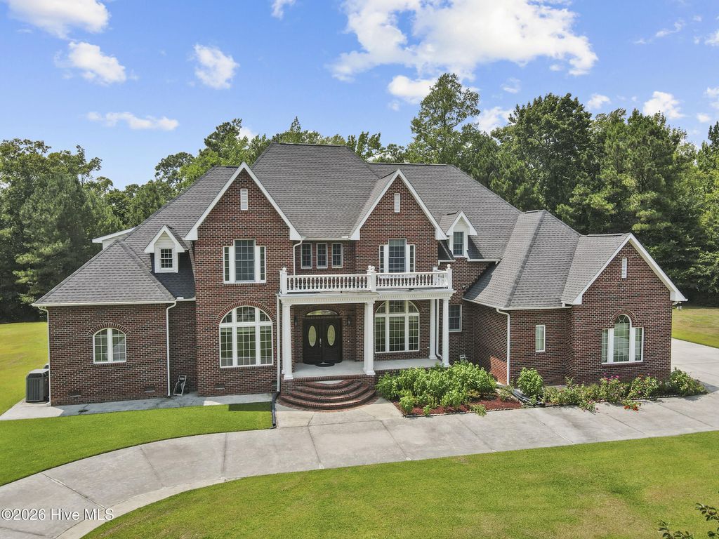 Photo of 102 Spencer Court, Jacksonville, NC 28546 (MLS # 100592136)