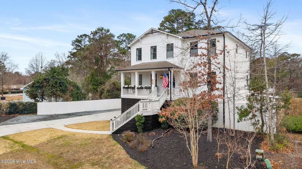 Photo of 313 Lord Drive, Wilmington, NC 28411 (MLS # 100557011)