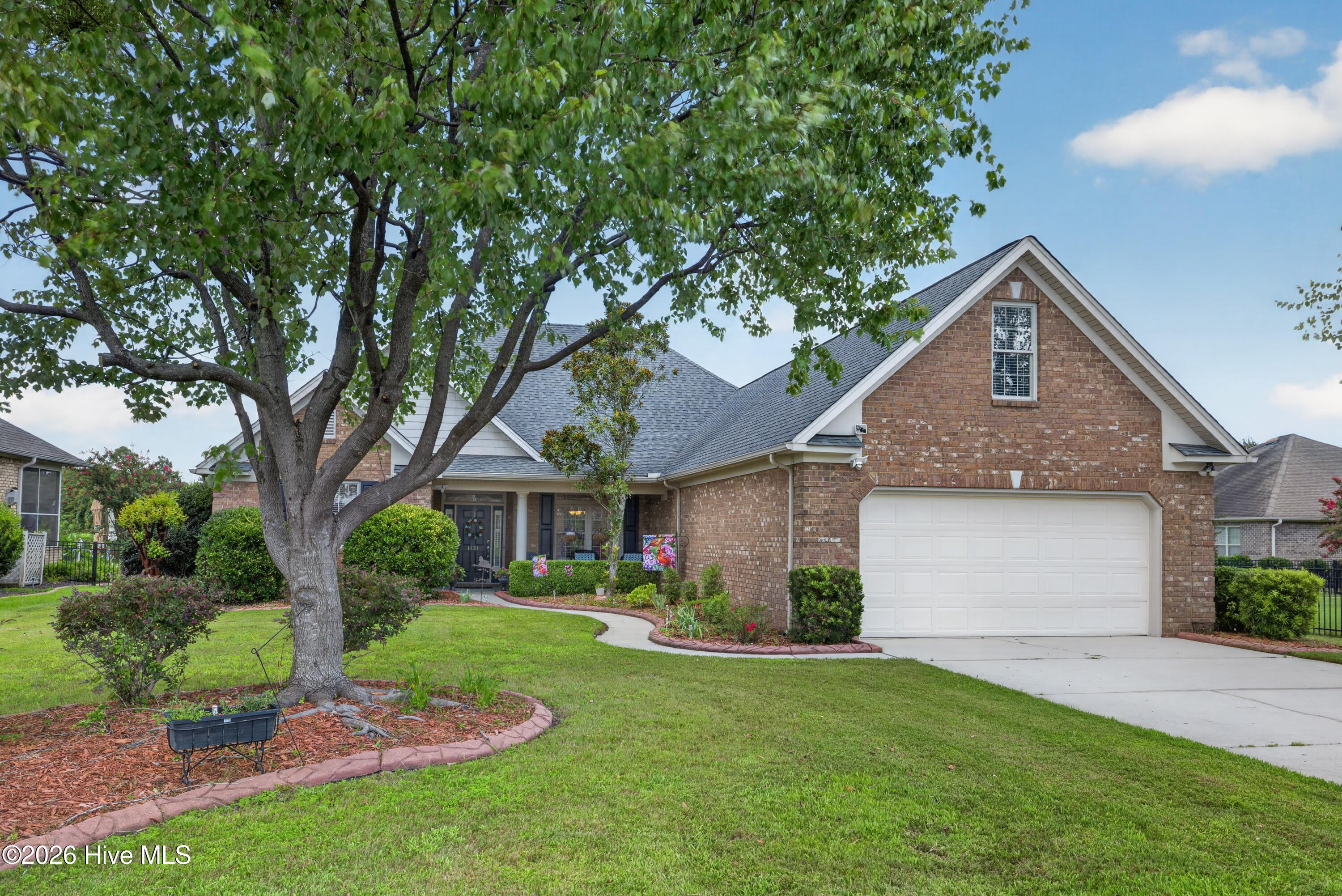 1121 Highlands Drive