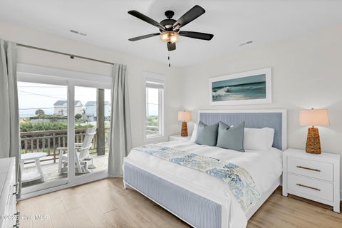 Tiny photo for 711 N Topsail Drive, Surf City, NC 28445 (MLS # 100606843)