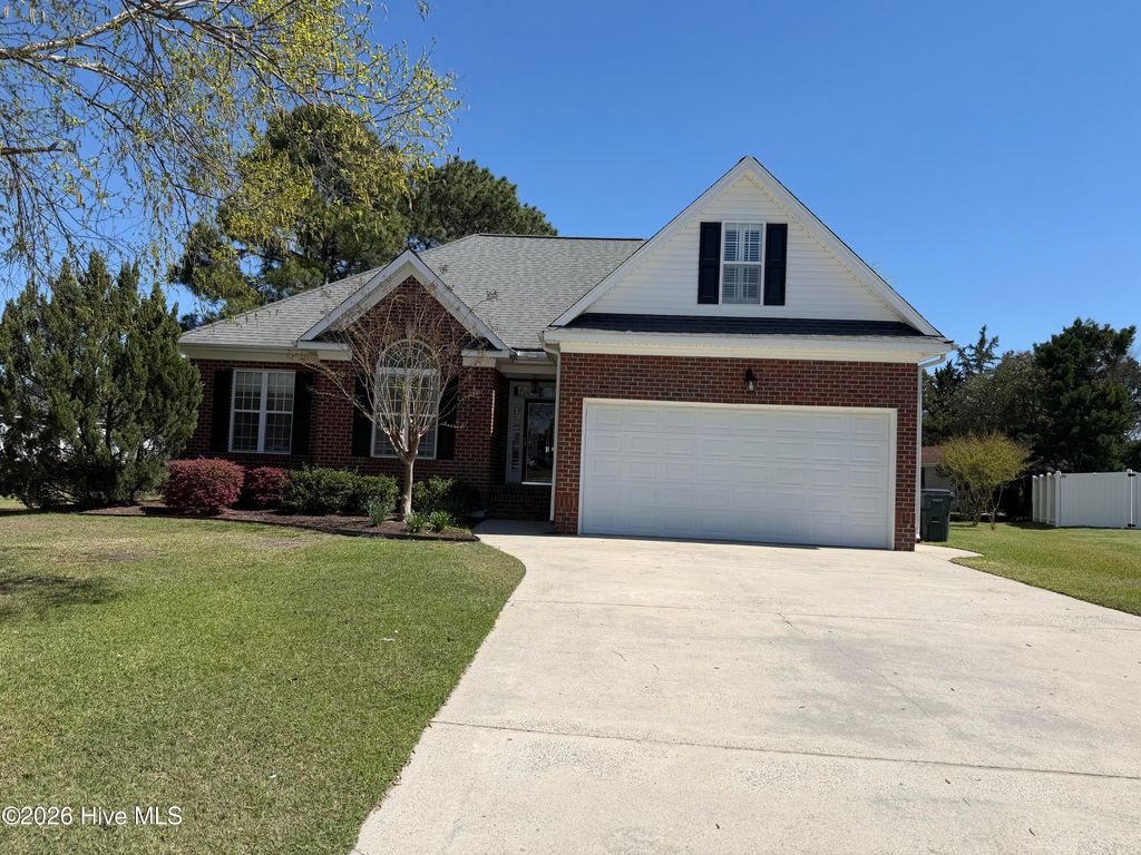 Photo of 428 Salisbury Court, Winterville, NC 28590 (MLS # 100565337)