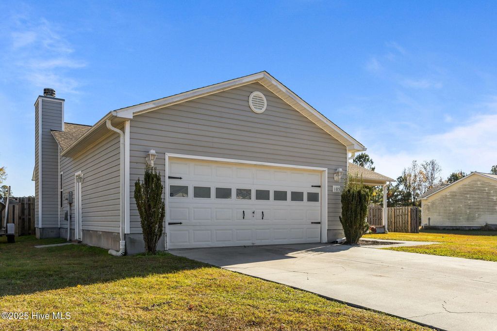 Photo of 105 Poplar Ridge Road, Jacksonville, NC 28546 (MLS # 100541973)