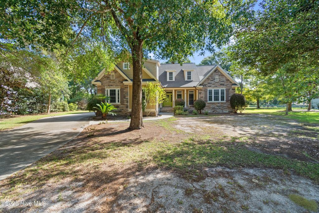 Photo of 2066 Oyster Harbour Parkway SW, Supply, NC 28462 (MLS # 100528627)