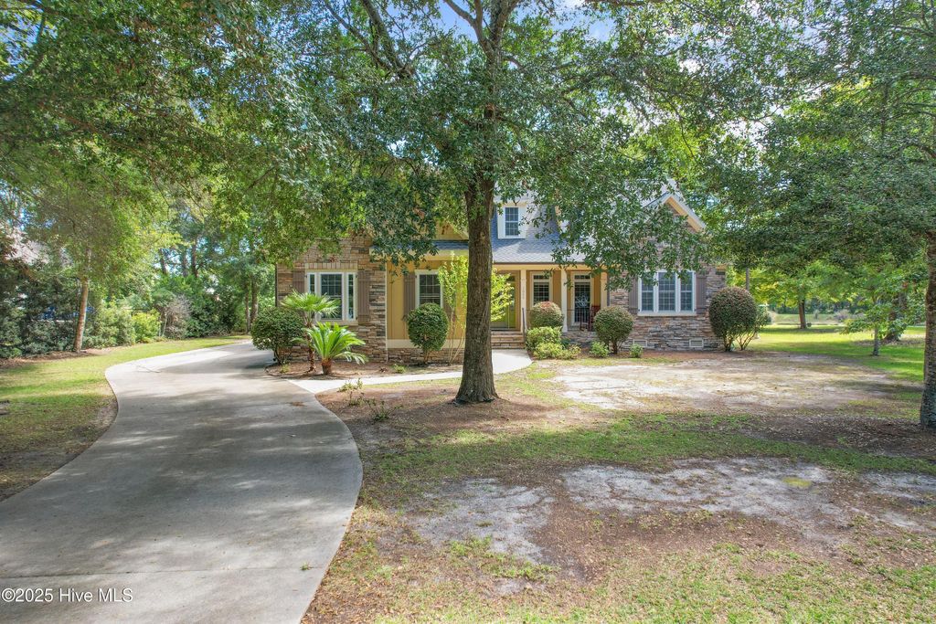 Photo of 2066 Oyster Harbour Parkway SW, Supply, NC 28462 (MLS # 100528627)