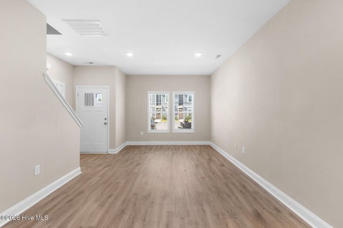Tiny photo for 608 Jacks Crossing Drive, Hubert, NC 28539 (MLS # 100603170)