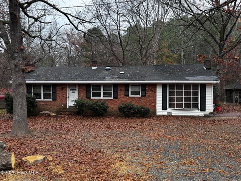 Photo of 3126 Farrington Point Road, Chapel Hill, NC 27517 (MLS # 100546100)