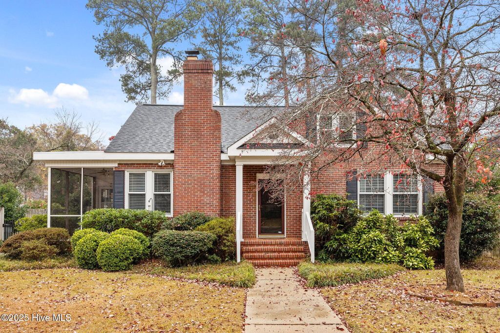 Photo of 2406 E 4th Street, Greenville, NC 27858 (MLS # 100539402)