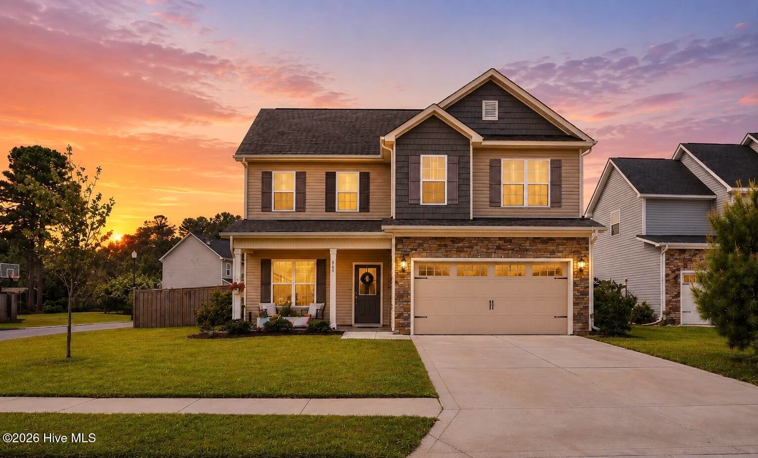 589 Aurora Place