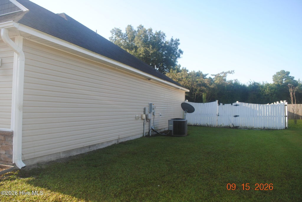 Photo of 505 Duet Court, Richlands, NC 28574 (MLS # 100606444)