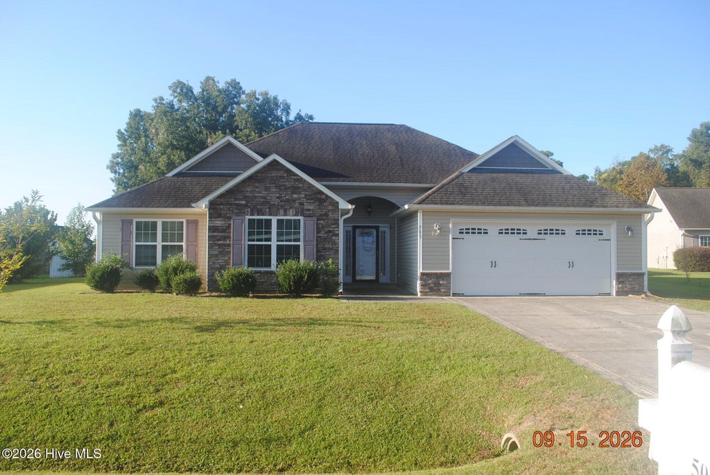 Photo of 505 Duet Court, Richlands, NC 28574 (MLS # 100606444)