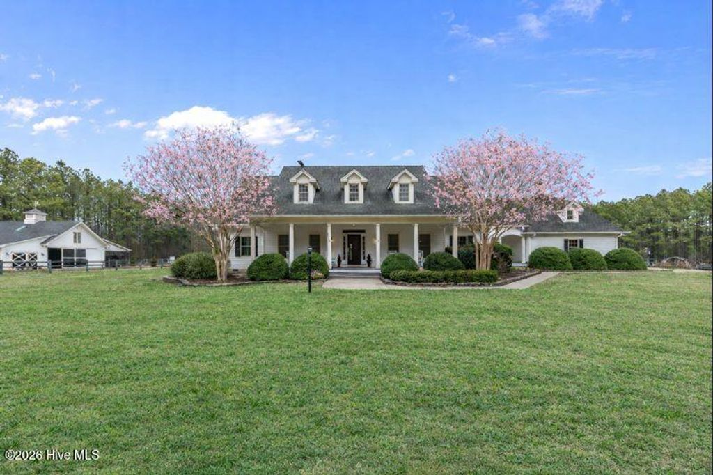 Photo of 145 Horizon Trail, Aberdeen, NC 28315 (MLS # 100549540)