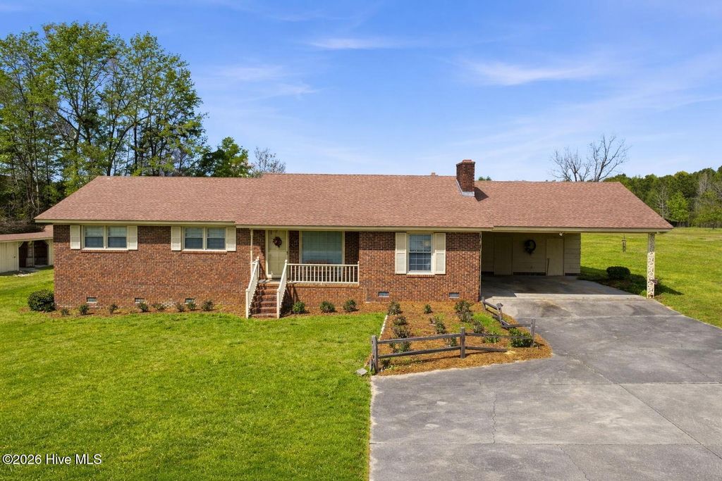 Photo of 5280 Will Inman Road, Tabor City, NC 28463 (MLS # 100564416)