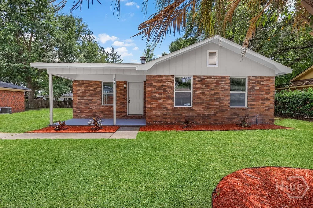 207 Garden Circle Cir
