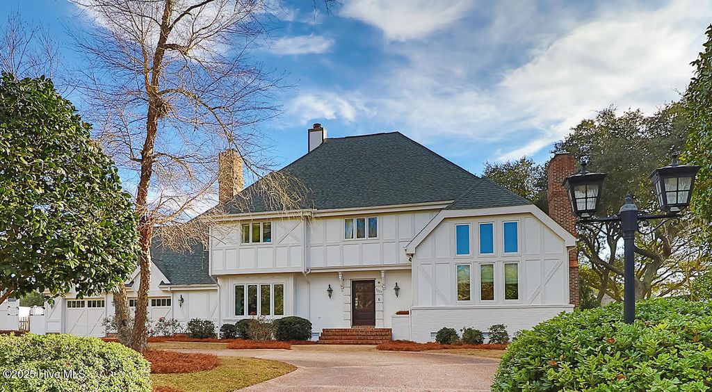 Photo of 5207 Webb Court, Morehead City, NC 28557 (MLS # 100545523)