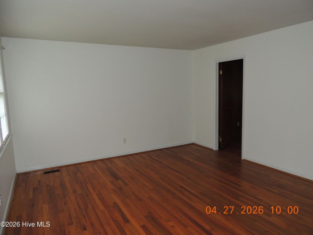 Photo of 1118 Clifton Road, Jacksonville, NC 28540 (MLS # 100569816)