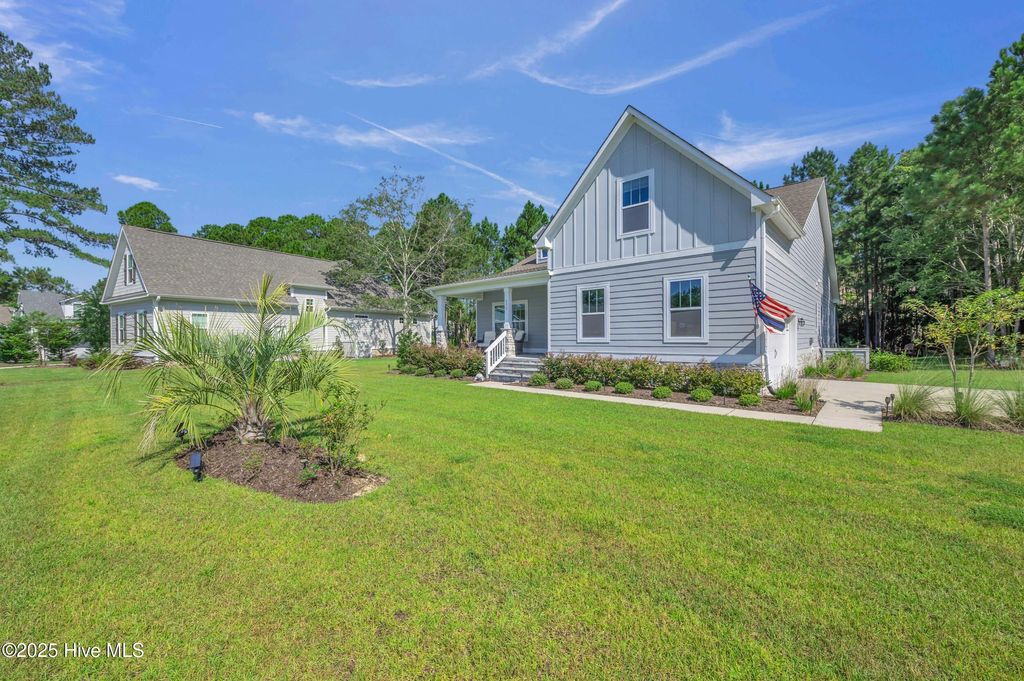 Photo of 653 Breezewood Drive SE, Bolivia, NC 28422 (MLS # 100527570)