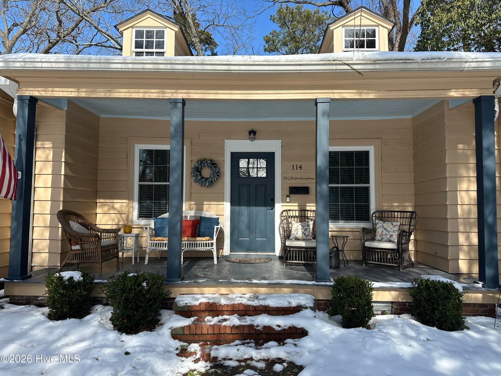 Photo of 114 E 12th Street, Washington, NC 27889 (MLS # 100600772)