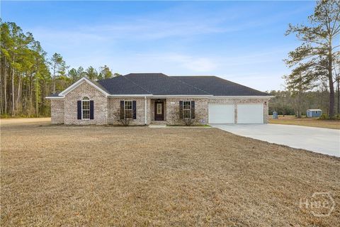 Homes For Sale - 127 Winding Way Road<br/> Pembroke, GA 31321