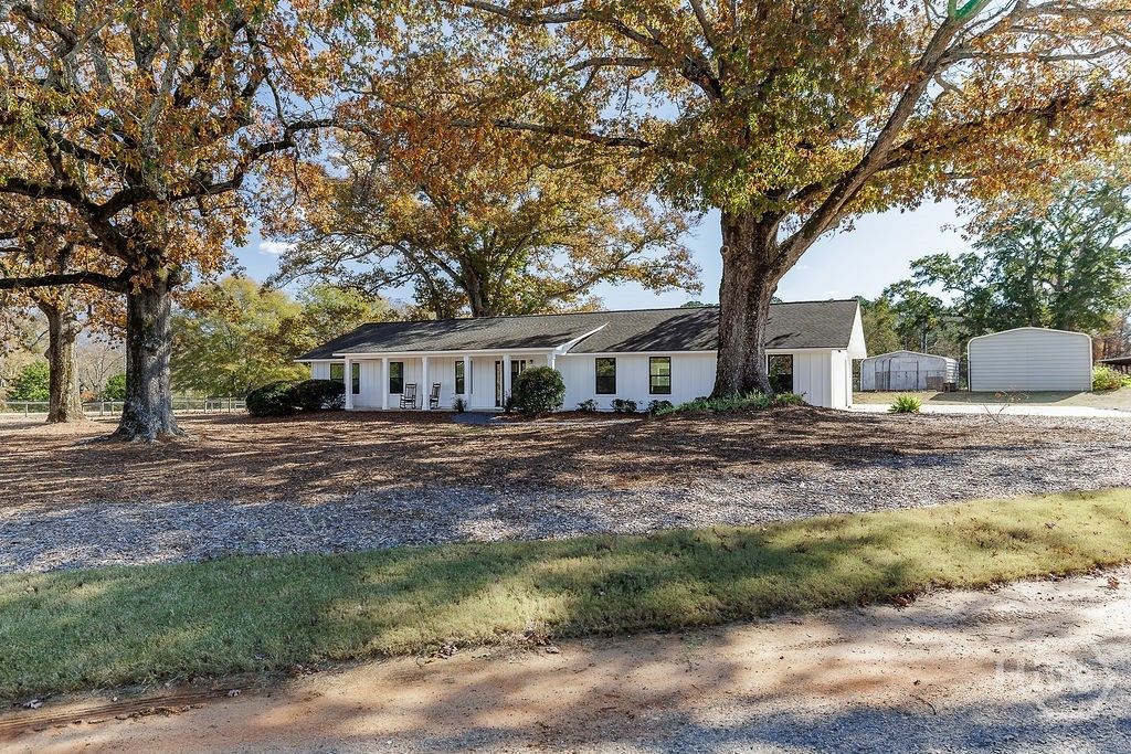 Photo of 1410 Old Bishop Road, Bishop, GA 30621 (MLS # CL354371)