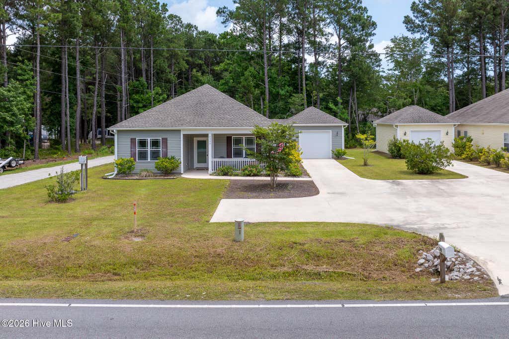 Photo of 1306 Old Folkstone Road, Sneads Ferry, NC 28460 (MLS # 100585785)