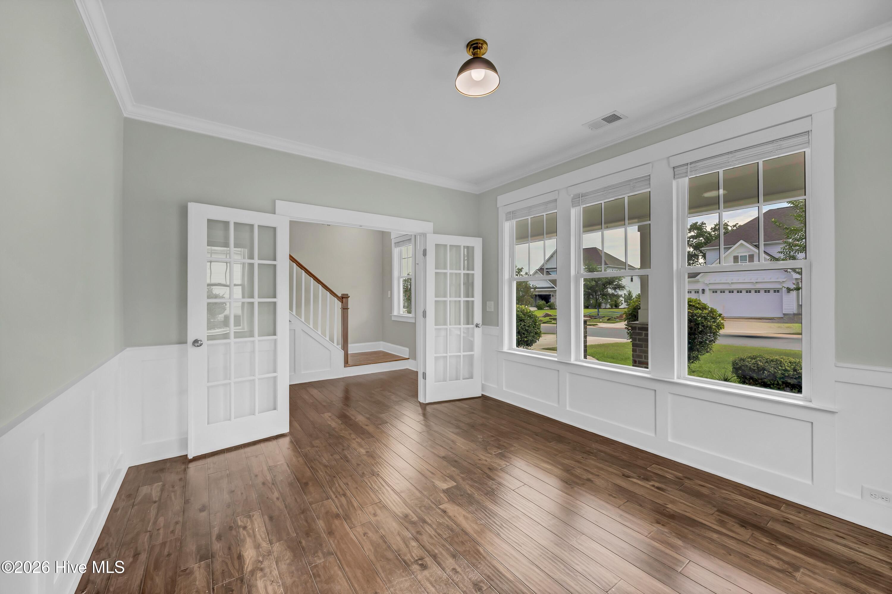 412 Island End Court