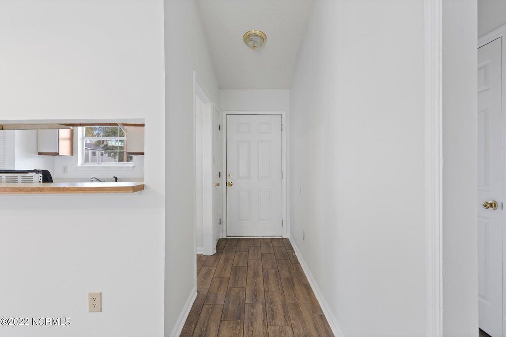 Photo of 100 Creekview Drive, Jacksonville, NC 28540 (MLS # 100550644)