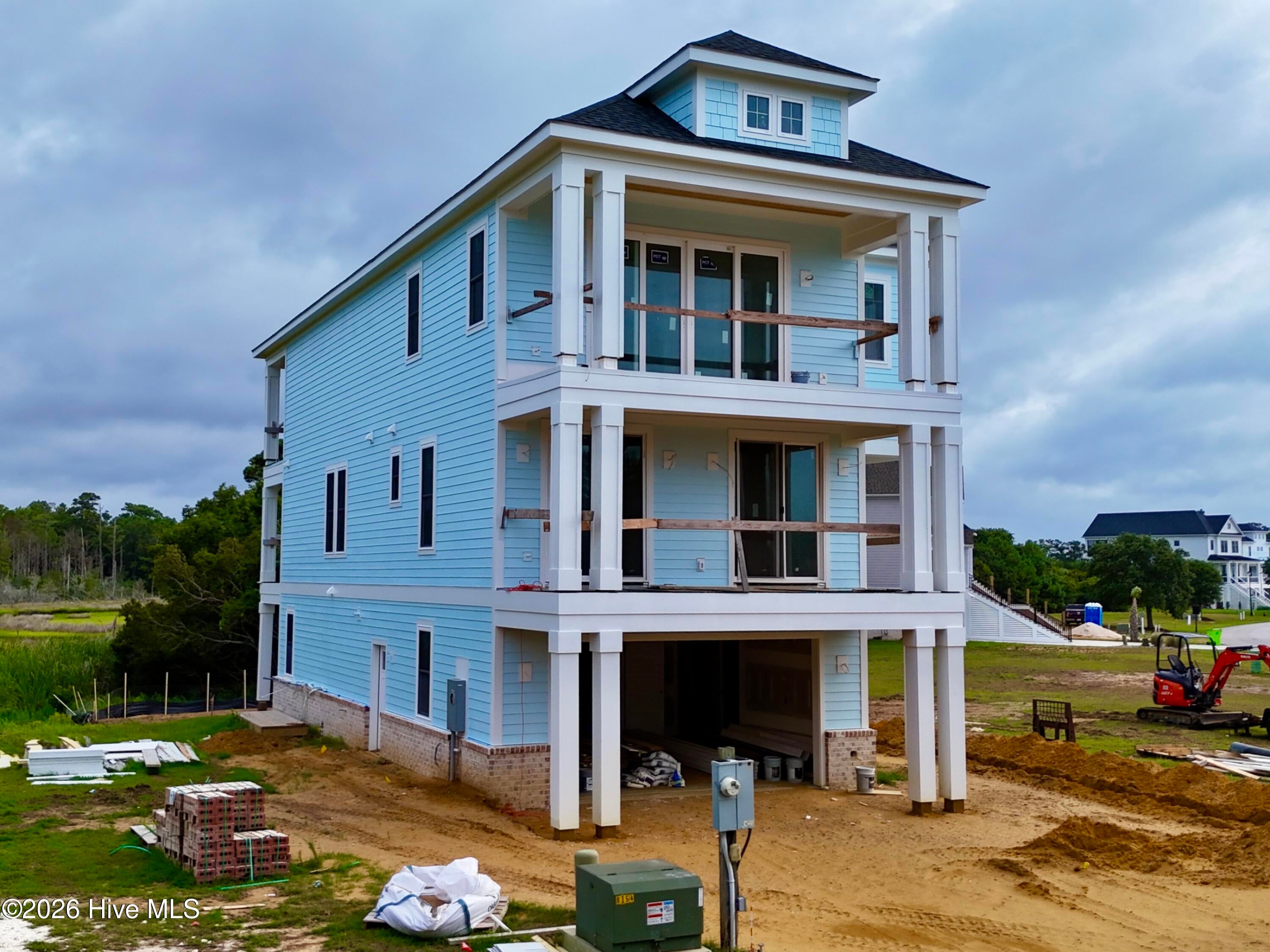 102 Marshland Circle