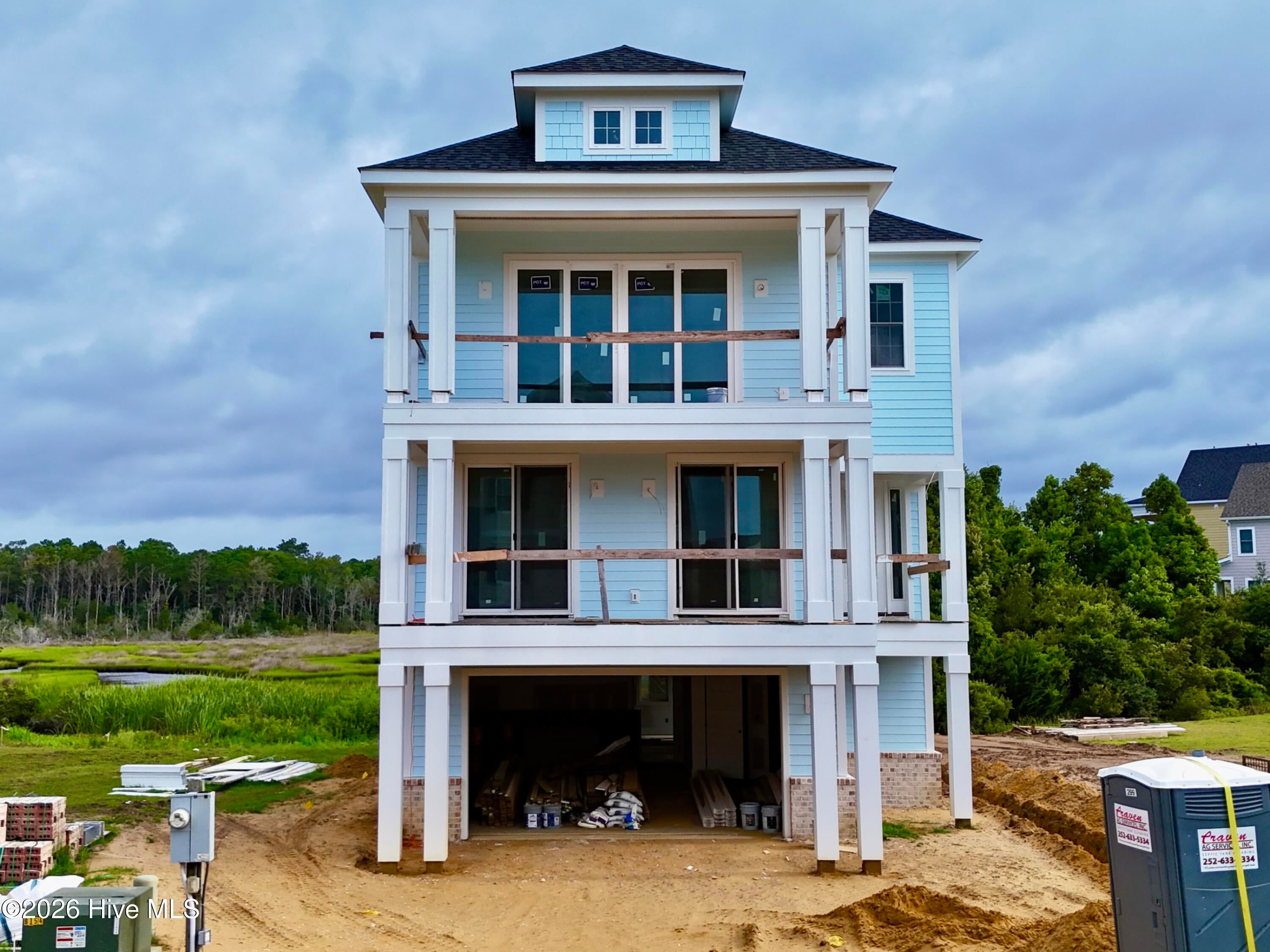 102 Marshland Circle