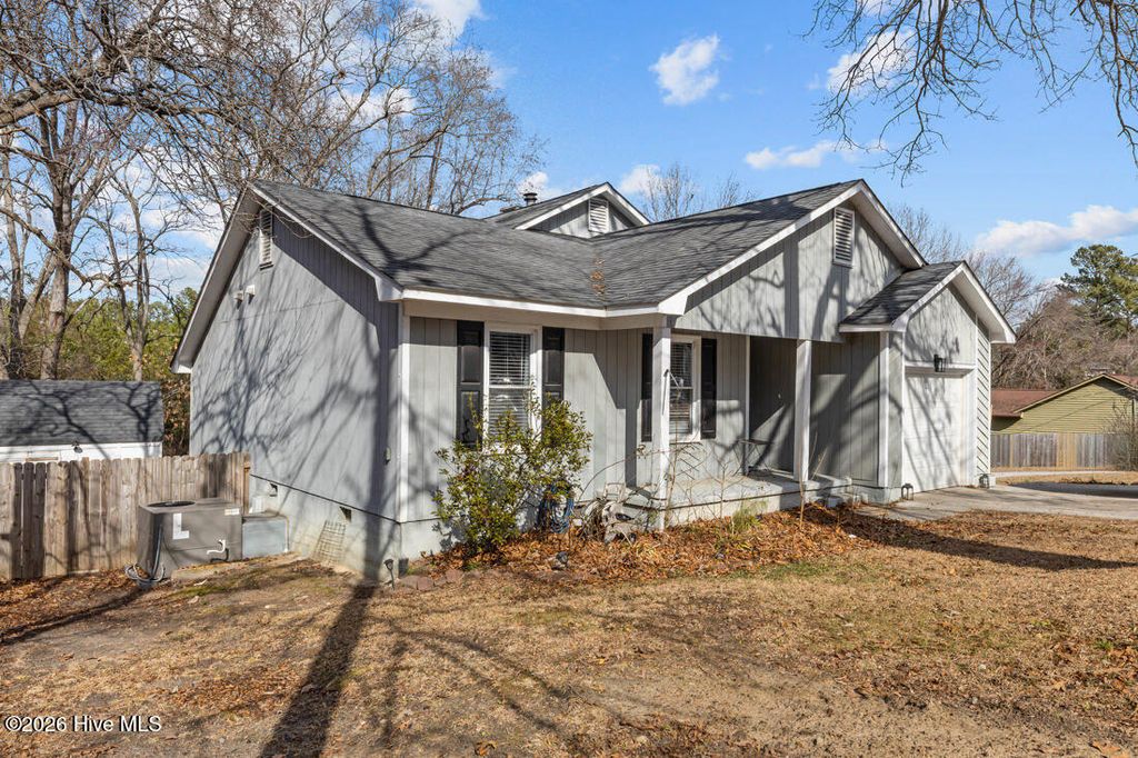 Photo of 900 Dandridge Drive, Fayetteville, NC 28303 (MLS # 100556254)
