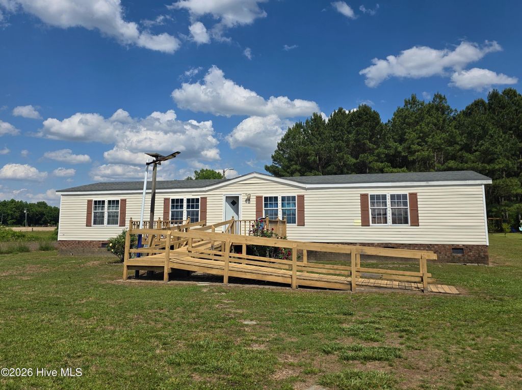 Photo of 1615 Leslie R Stroud Road, Kinston, NC 28504 (MLS # 100573956)
