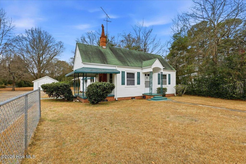 Photo of 1006 E Elm Street, Goldsboro, NC 27530 (MLS # 100551480)