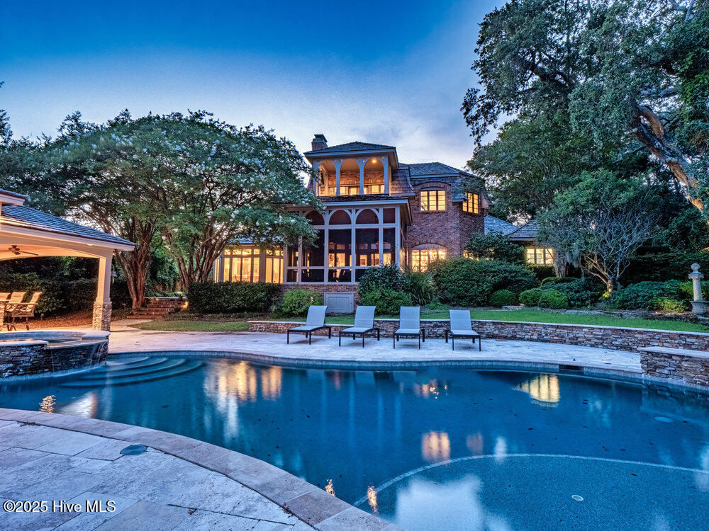 1235 Great Oaks Drive