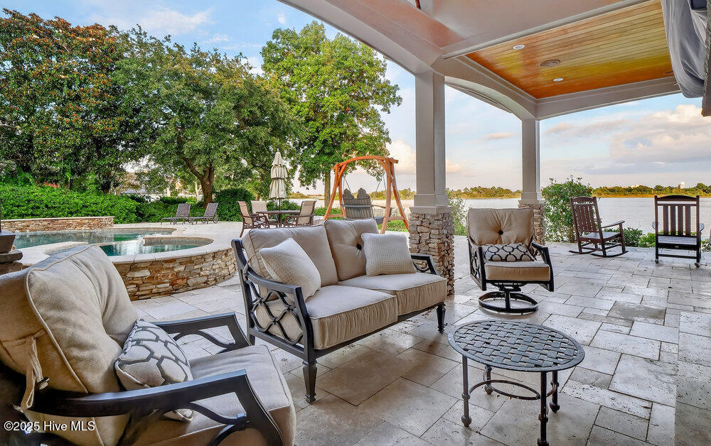 1235 Great Oaks Drive