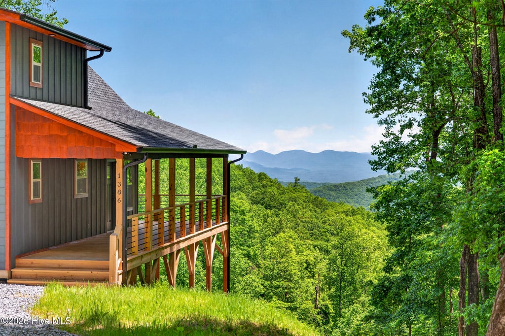 Photo of 1386 Outlook Road, Murphy, NC 28906 (MLS # 100580717)