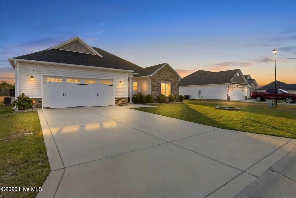 Photo of 312 Wood House Drive, Jacksonville, NC 28540 (MLS # 100569035)