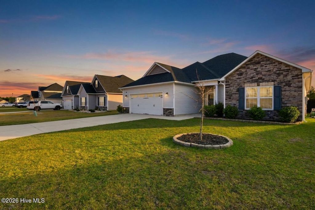 Photo of 312 Wood House Drive, Jacksonville, NC 28540 (MLS # 100569035)