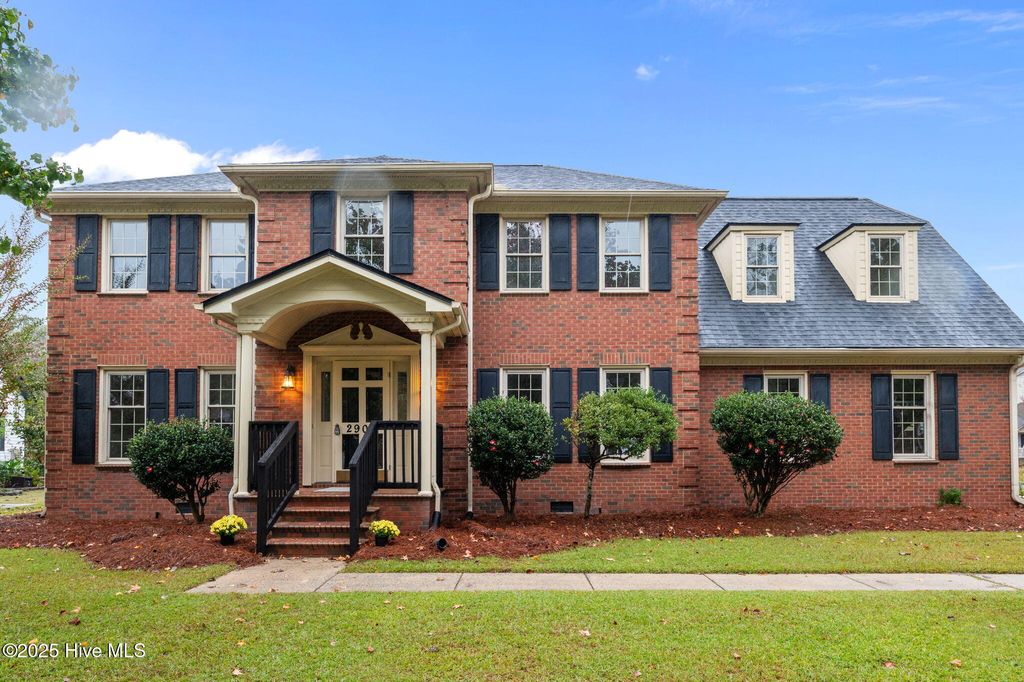 Photo of 2906 Hunters Run, Greenville, NC 27858 (MLS # 100538731)